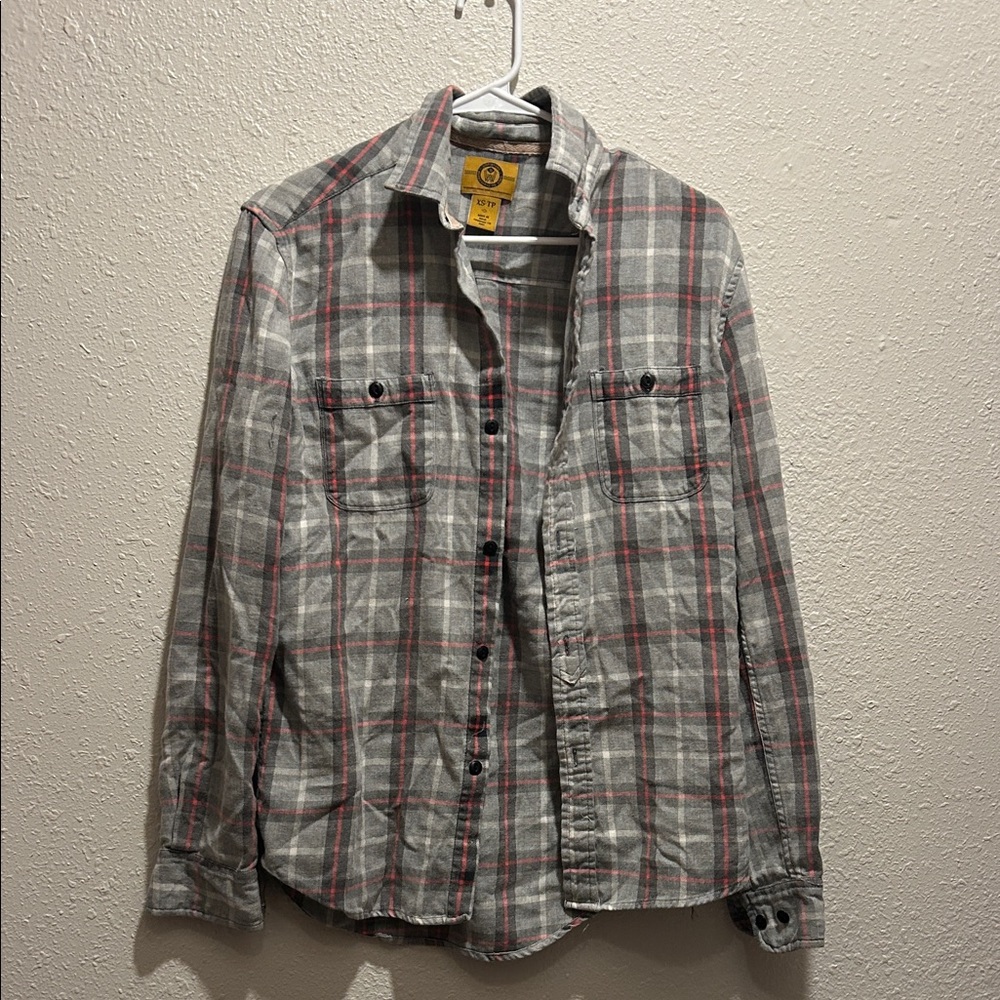 ☑️Woman’s Casual Plaid Shirt - Gray and Red
